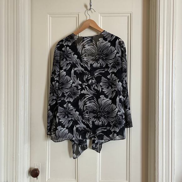 Alex Evenings Two Piece Top & Jacket 1X Black Floral Metallic Thread Detailing - Picture 2 of 10